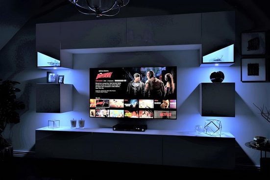 Wohnwand RTV Weiß Hochglanz Ikar S2 – Modernes Design und stimmungsvolle Beleuchtung: - Milaros Markt