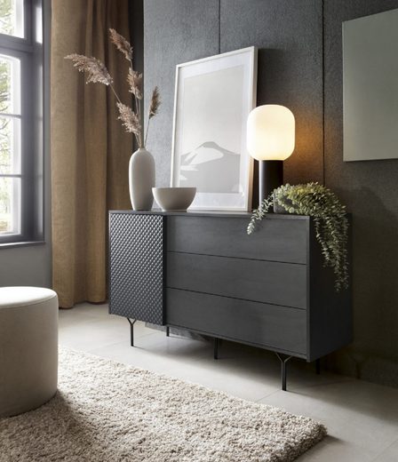 Kommode - Werten Sie Ihre Aufbewahrung mit zeitloser Eleganz auf (Kommode, 1 St., Premium - KAREL) - Milaros Markt