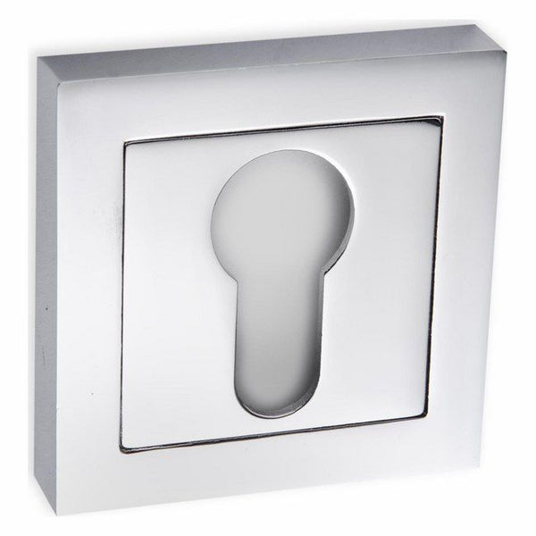 Kuchinox Türschild kurz quadratisch Yale Chrom.